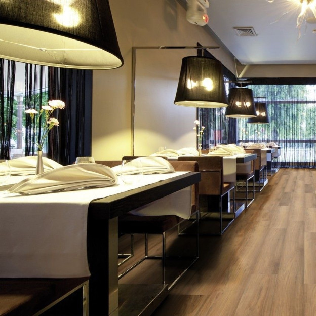 Вінілова підлога WINEO 400 Wood Romance Oak Brilliant клейовий | DB00119 Вінілова підлога WINEO 400 Wood Romance Oak Brilliant клейовий | DB00119